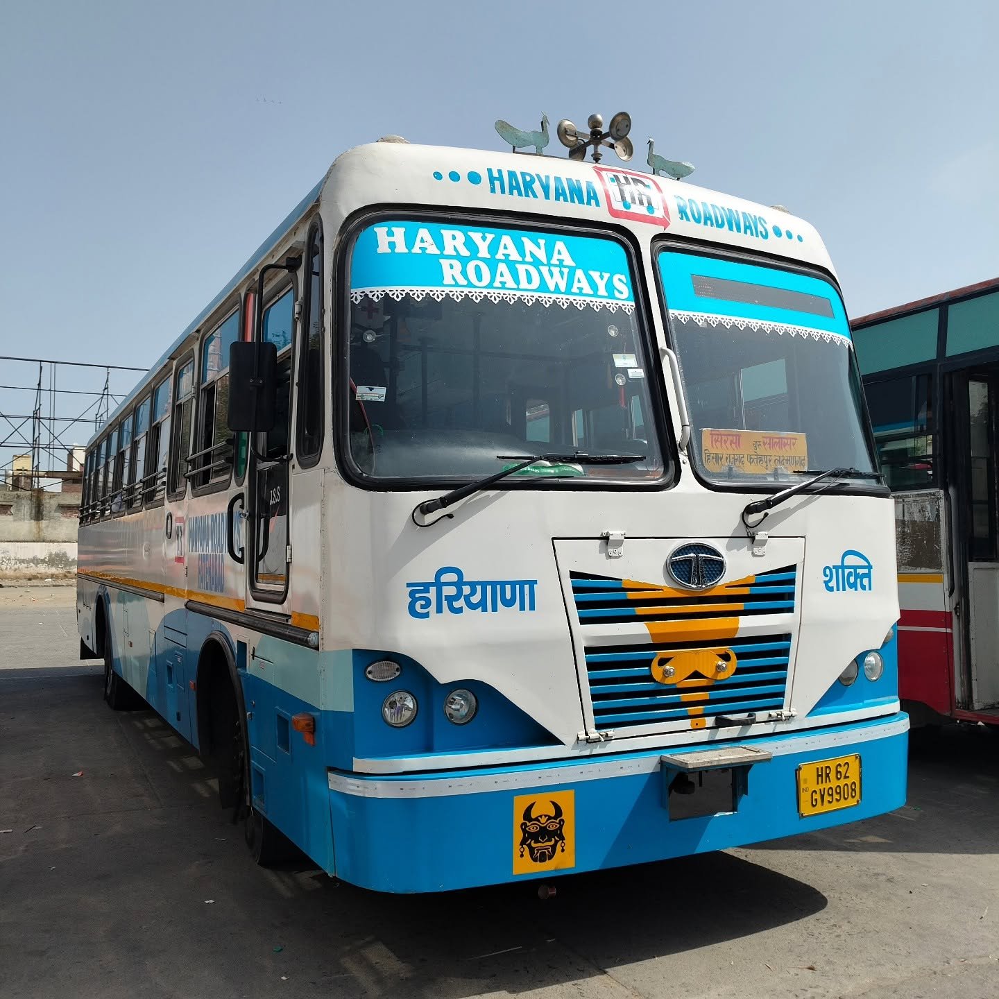 Bus service for devotees traveling from Sirsa and Fatehabad to Salasar Balaji; check the full schedule.