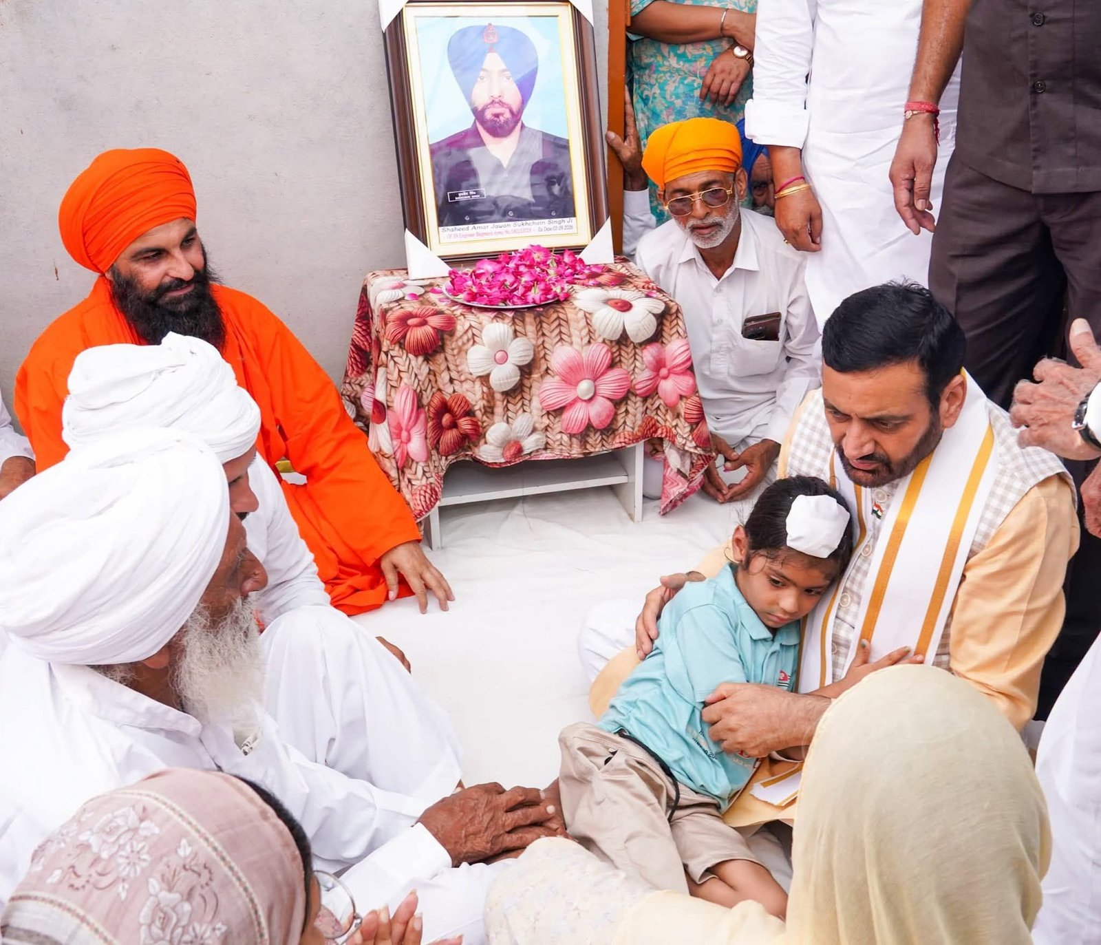 Chief Minister Nayab Singh Saini visited the village of Kuttabadh and paid tribute to soldier Sukhchain Singh.