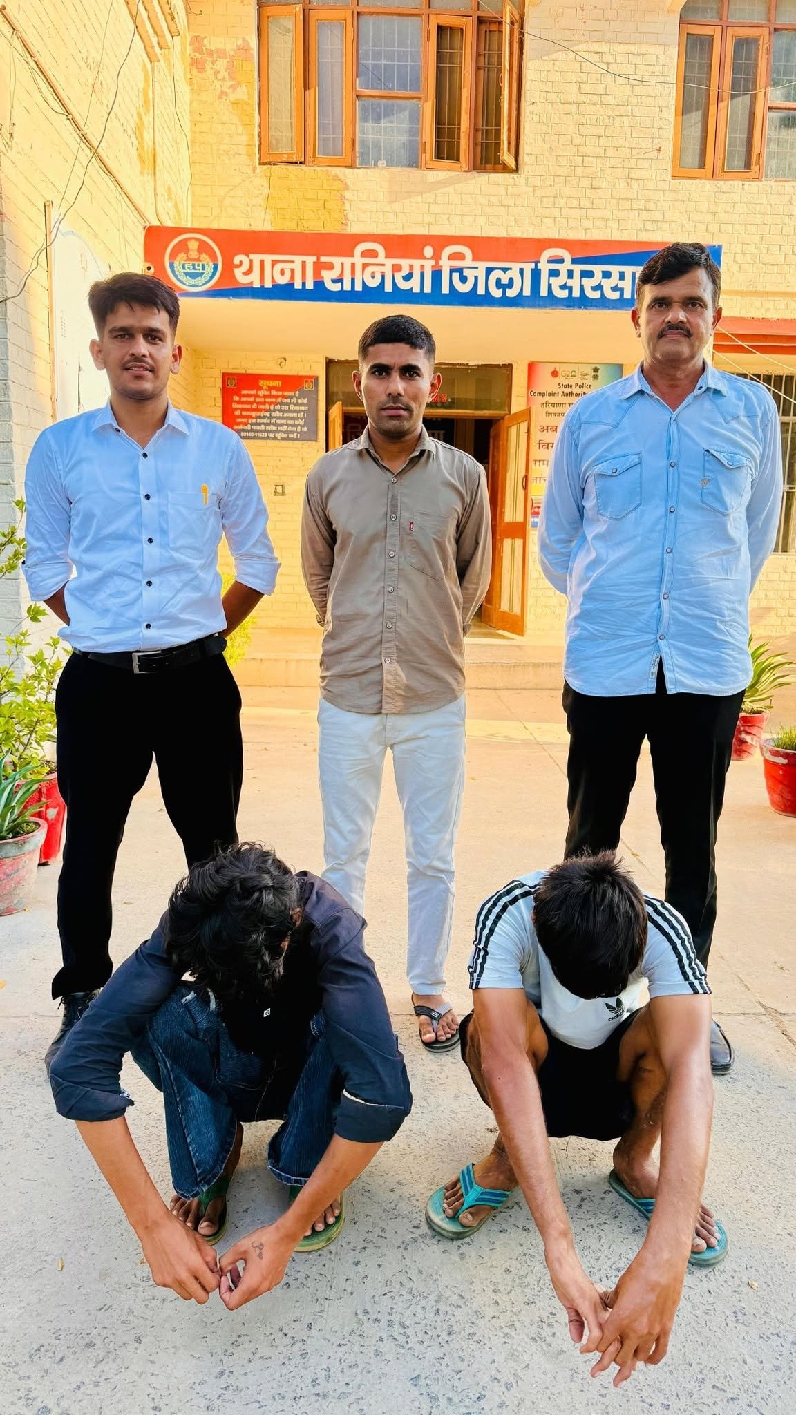 रानिया इलाके में बकरियां चोरी की वारदात को अंजाम देने वाले दो युवक काबू