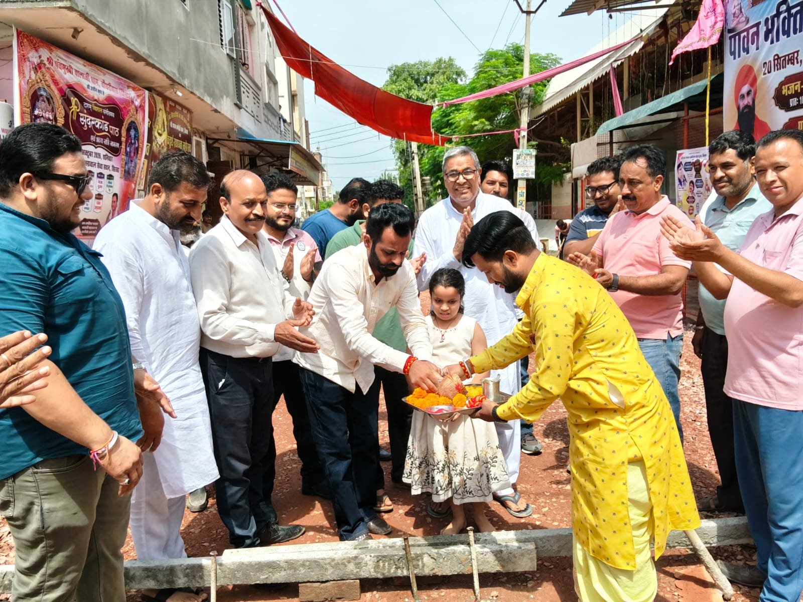 Construction of the 'Shri Shyam Bagichi Wali Gali' begins in Sirsa's Ward No. 18; residents to get relief from a long-standing issue: Sardana.